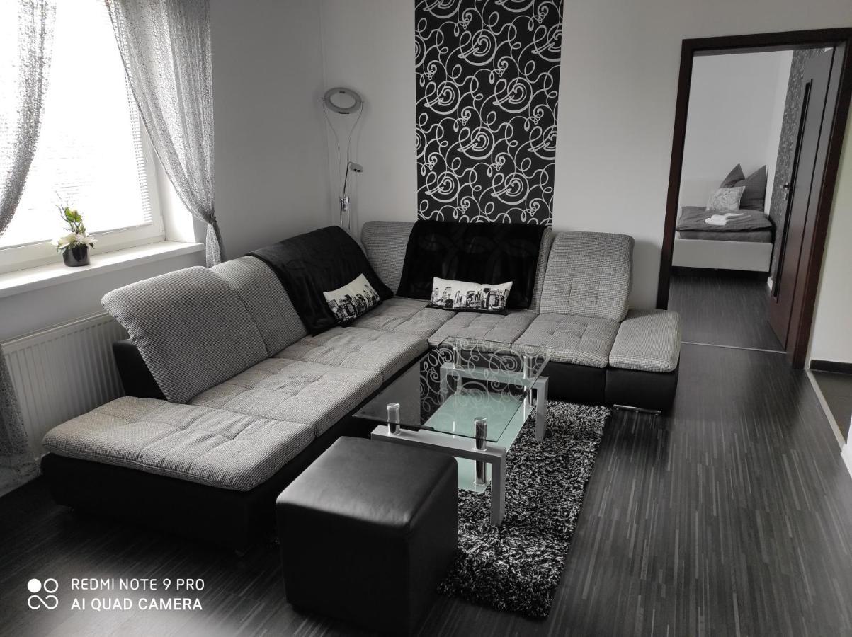 Apartman Mb Poprad Exteriör bild