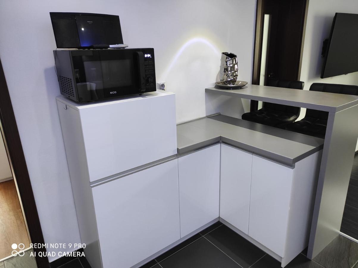Apartman Mb Poprad Exteriör bild